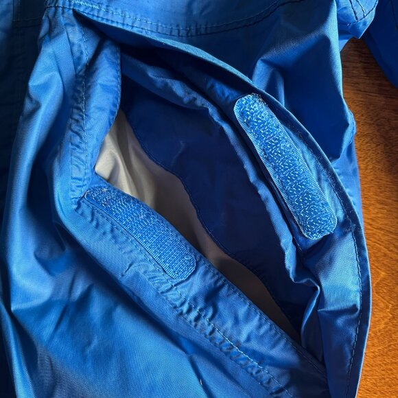 The North Face blue rain jacket XXS 5 - Picture 8 of 12